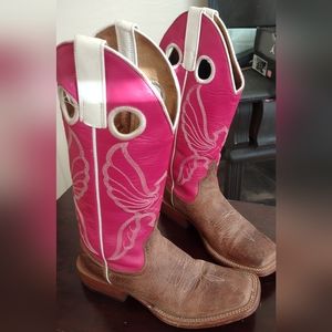 Women's cowboy boots